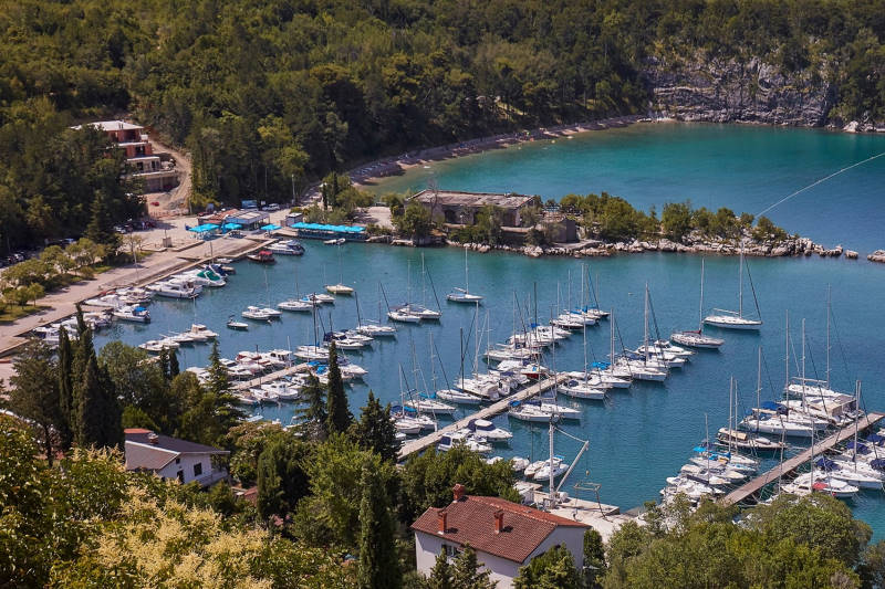 Krk beaches - Pesja in Omišal