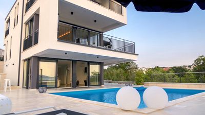 The Grand View Villa with a heated pool, gym & wellness zone on Krk