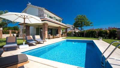 Family Villa Nika with a rustic touch and a pool on Krk