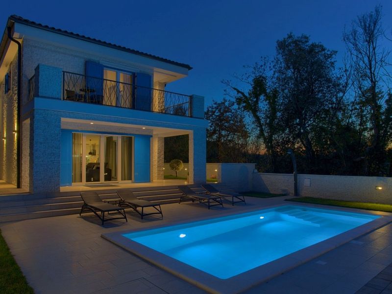 Villa Valentina with SPA zone and outdoor pool, near the sea