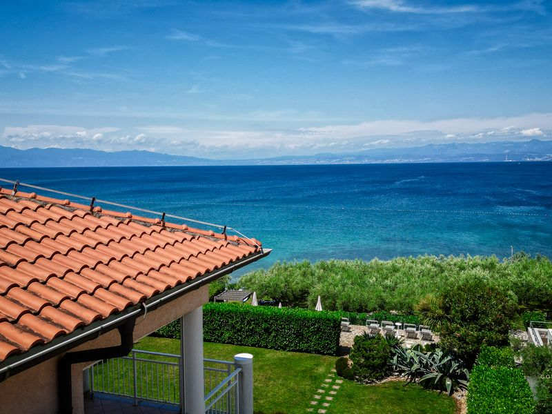 Moderan apartman Balu 16 u vili uz plažu na Krku