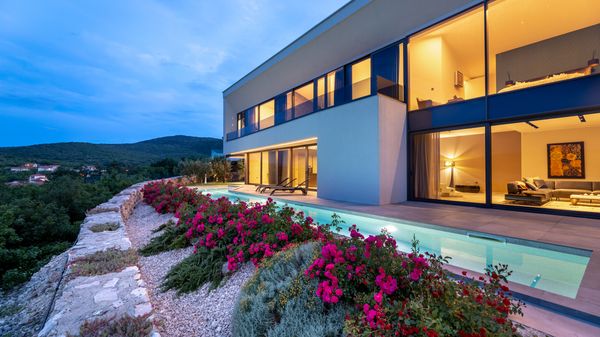 Moderne Villa Maslina mit Panoramablick auf das Meer