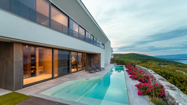 Moderne Villa Maslina mit Panoramablick auf das Meer