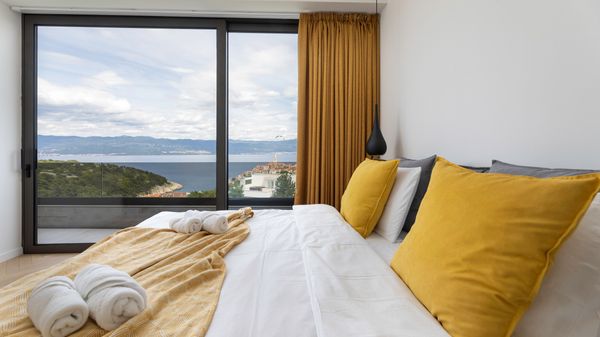 Moderne Villa Maslina mit Panoramablick auf das Meer