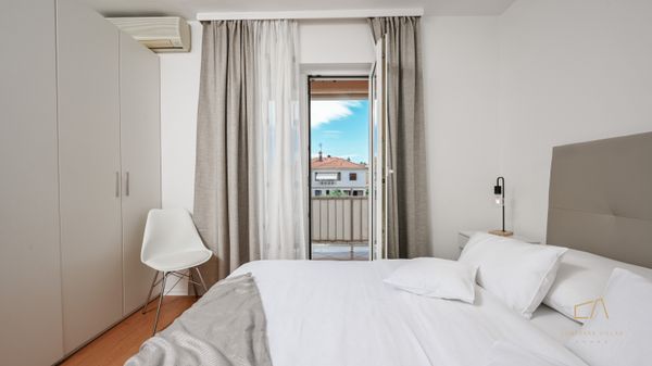 Moderan apartman Balu 16 u vili uz plažu na Krku