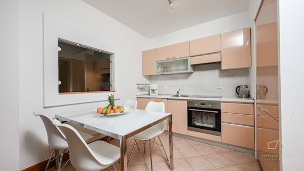 Moderan apartman Balu 16 u vili uz plažu na Krku