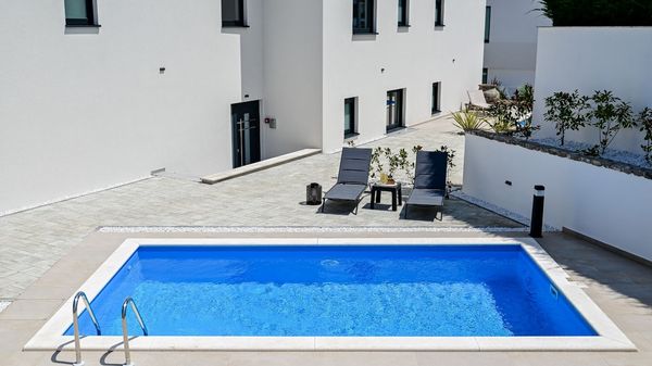 Ferienwohnung Lena 1 mit Meerblick und Pool