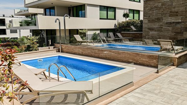 Luxuriöse Apartment Olive Garden mit privatem Pool