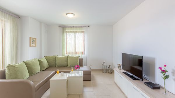 Modern apartment Mike 2 full of light  in villa on Krk