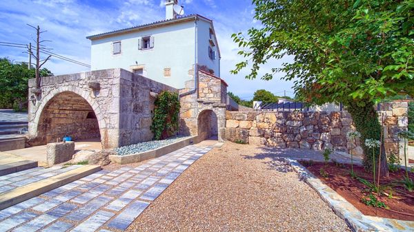 Stone Villa Jerini House with an outdoor pool and wellness on Krk