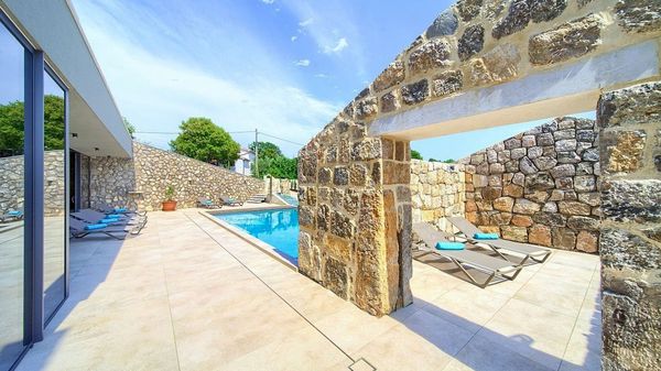 Stone Villa Jerini House with an outdoor pool and wellness on Krk