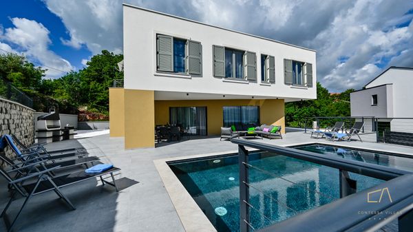 Luxuriöse Villa Brajdini mit Panoramablick auf das Meer