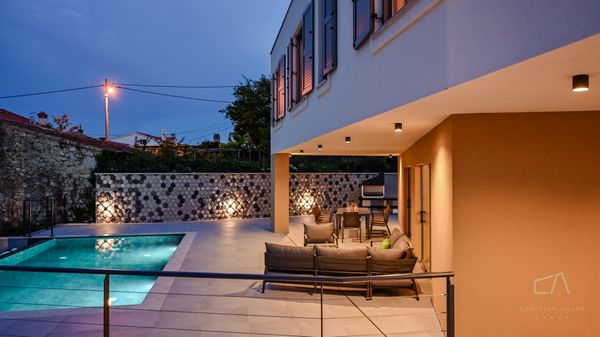 Luxuriöse Villa Brajdini mit Panoramablick auf das Meer