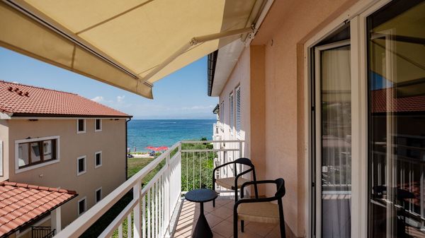 Luxury Apartment Balu 18 near the beach