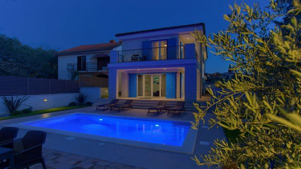 Villa Valentina with SPA zone and outdoor pool, near the sea