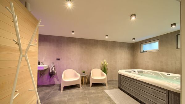 Vila Valentina sa SPA zonom i privatnim bazenom u blizini mora