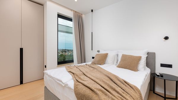 Luxury Villa 45° – Modern Escape in Perfect Balance  
