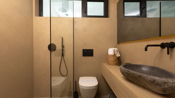 Luxury Villa 45° – Modern Escape in Perfect Balance  