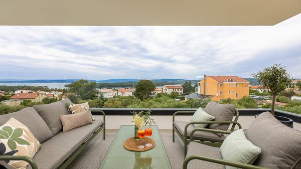 Luxury Villa 45° – Modern Escape in Perfect Balance  
