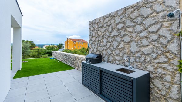 Luxury Villa 45° – Modern Escape in Perfect Balance  