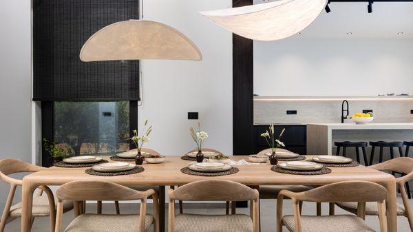 Luxury Villa 45° – Modern Escape in Perfect Balance  