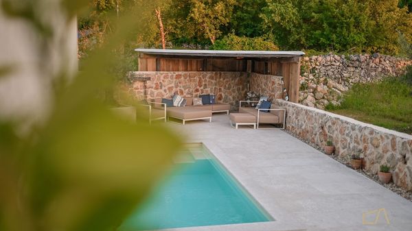 Peaceful Luxury Villa Solea with an outdoor Pool