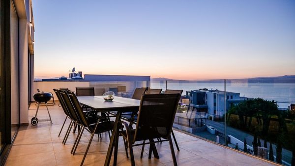 Luxus Deluxe Penthouse  Rova mit Meerblick und Whirlpool