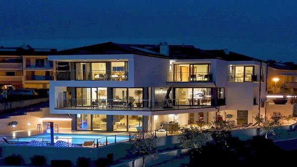 The Grand View Villa mit beheiztem Pool, Fitnessraum & Wellness auf Krk