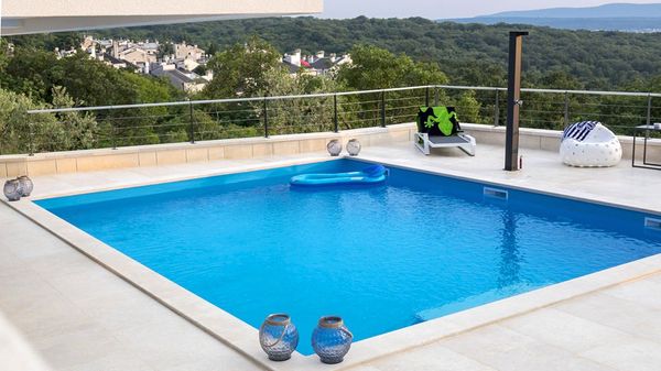 The Grand View Villa mit beheiztem Pool, Fitnessraum & Wellness auf Krk