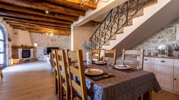 Beautiful Villa Bogovski Dvori with a rustic touch on Krk