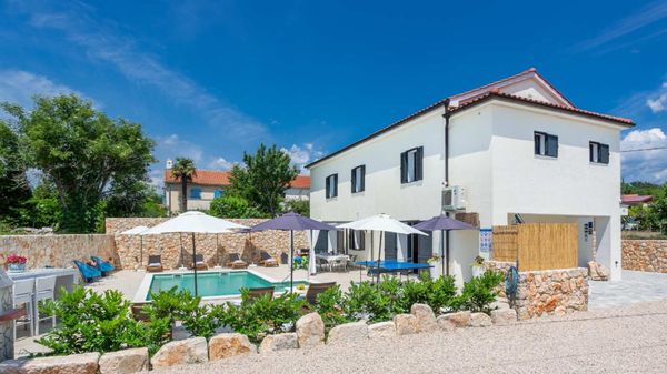 Spacious villa Ivy with an outdoor pool in a quiet area on Krk