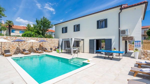 Spacious villa Ivy with an outdoor pool in a quiet area on Krk