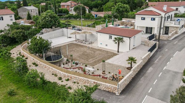 Spacious villa Ivy with an outdoor pool in a quiet area on Krk