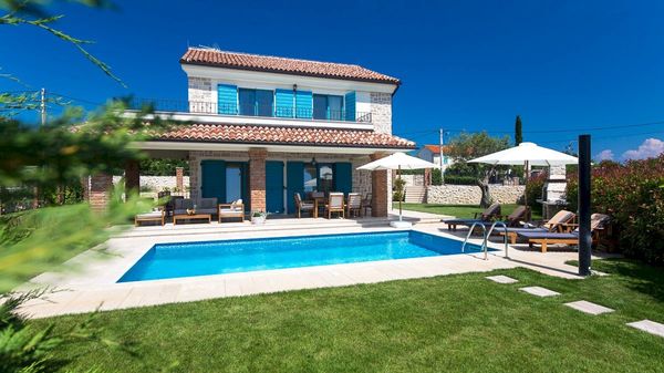 Traditionelle Villa Maša mit Pool und 'Weinstube' auf Krk