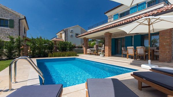 Traditionelle Villa Maša mit Pool und 'Weinstube' auf Krk