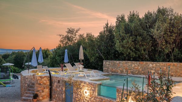 Villa Melary with Pool & Jacuzzi