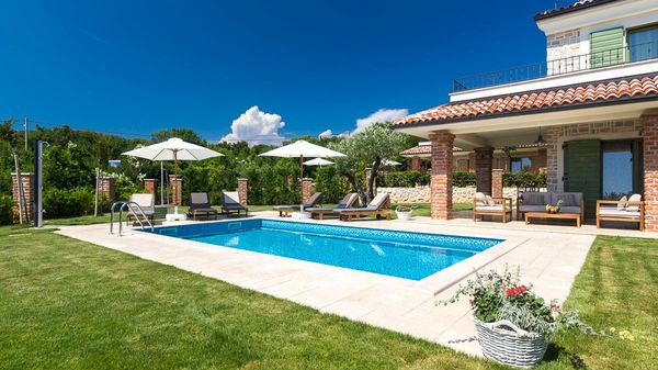 Family Villa Nika with a rustic touch and a pool on Krk