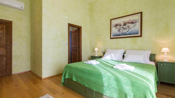 Family Villa Nika with a rustic touch and a pool on Krk