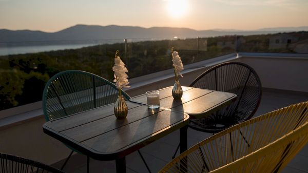 Moderne Villa Viktorija mit Meerblick und Pool auf Krk