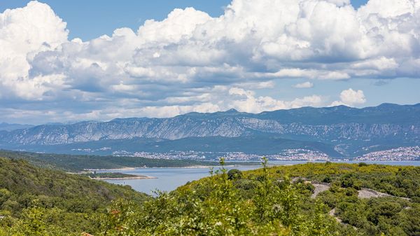 Villa Volare with Stunning Views